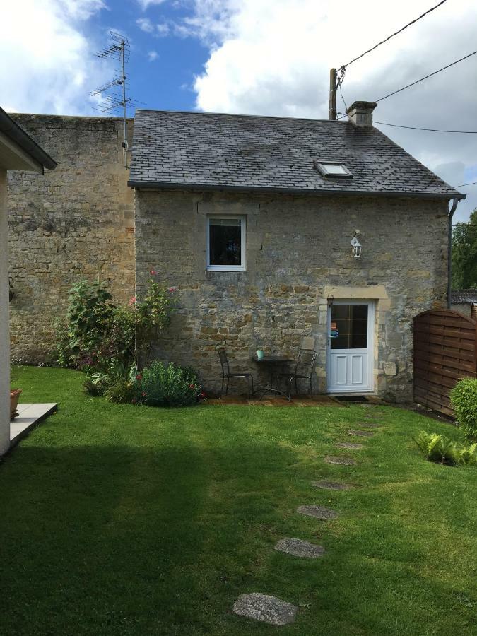 La Pomme De Nuit Acomodação com café da manhã Bayeux Exterior foto